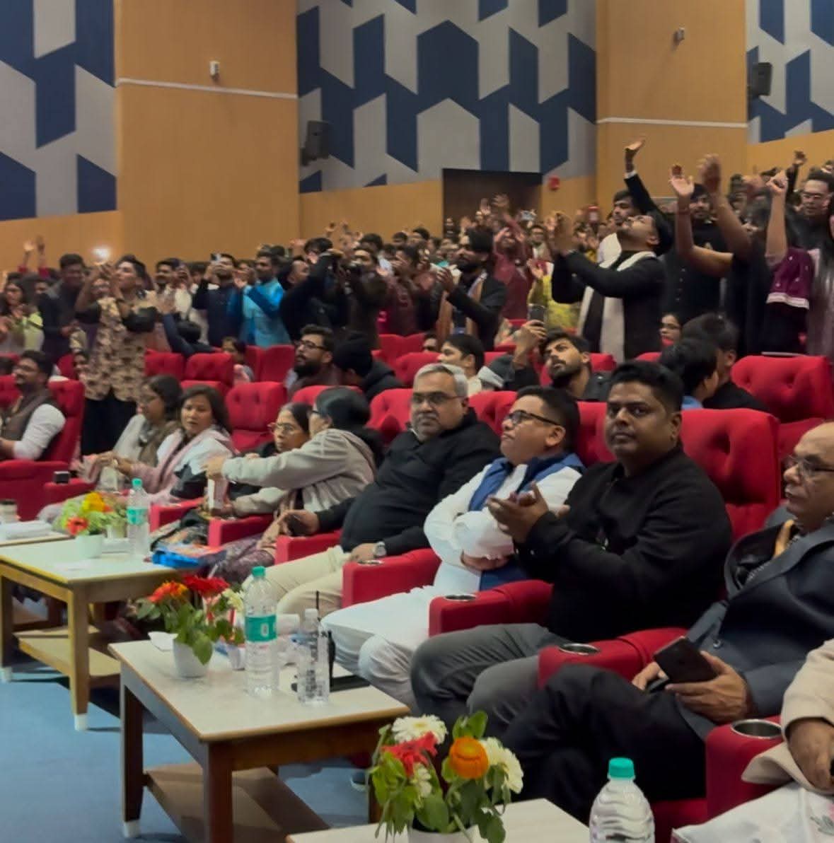 WhatsApp Image 2025-12-22 at 21.14.02