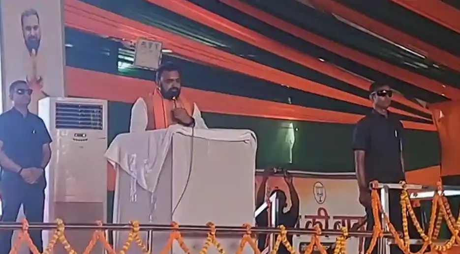 8b97d1e6-baf8-4e40-a49d-f70b8e7c053e