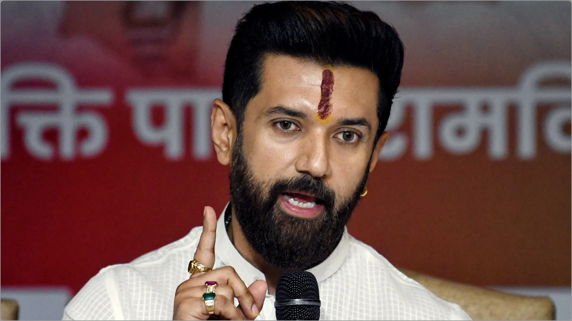 chirag-paswan-praises-prashant-kishors-honest-role-caste-neutral-approach-in-bihar-politics_393553a4223bcbb3938301fff96f2511