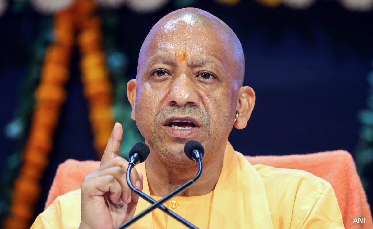 1ek4l6ng_yogi-adityanath-_625x300_26_March_25