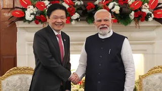 IND-SING-1779992403113_m