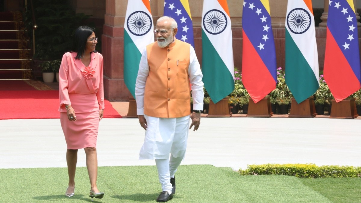 narendra-modi-4col