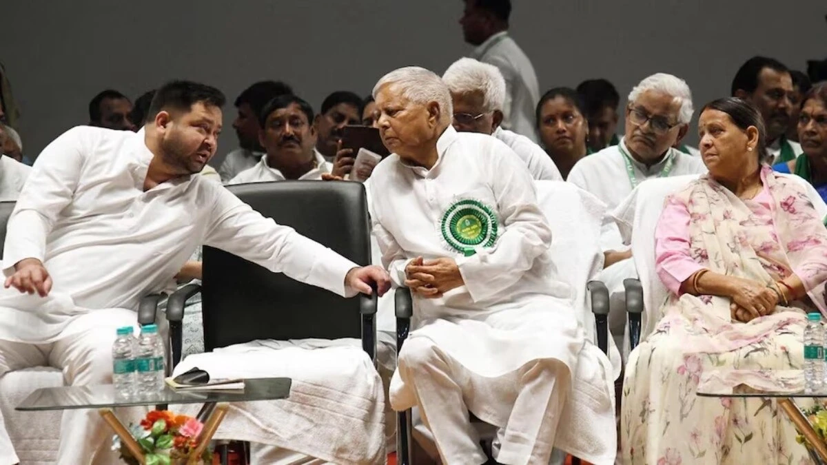 6a1006e2b729f-lalu-yadav-gets-relief-in-irctc-scam-223352887-16×9
