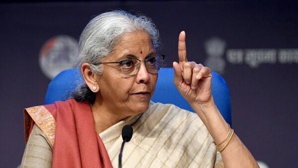 Union-finance-minister-Nirmala-Sitharaman-addresse_1738482069435_1738482084895