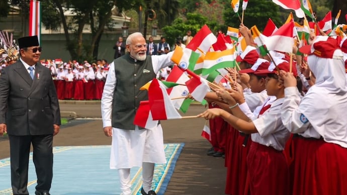 pm-modi-indonesia-072217386-16x9_0
