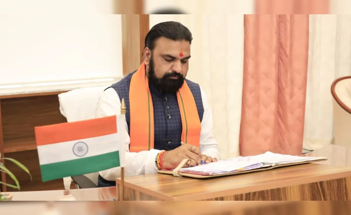 9v0b9lgg_samrat-chaudhary-news-_625x300_15_April_26