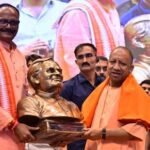 CM-Yogi-Adityanath-pays-tribute-to-former-PM-Atal-_1786903823166