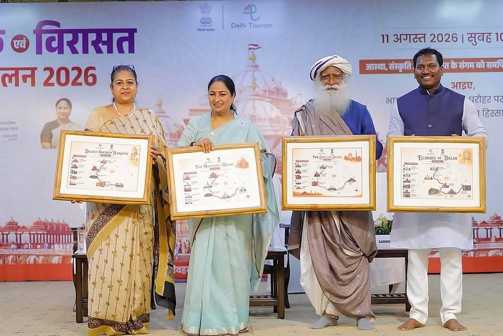 Chief-Minister-Smt.-Rekha-Gupta-attended-the-‘Spiritual-Heritage-Tourism-Conclave-2026’-at-Aks-1