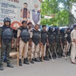 bhara-btha-ka-lkara-capapa-capapa-para-pahara_f194727d1bc3531d085e35fb59bdedfd