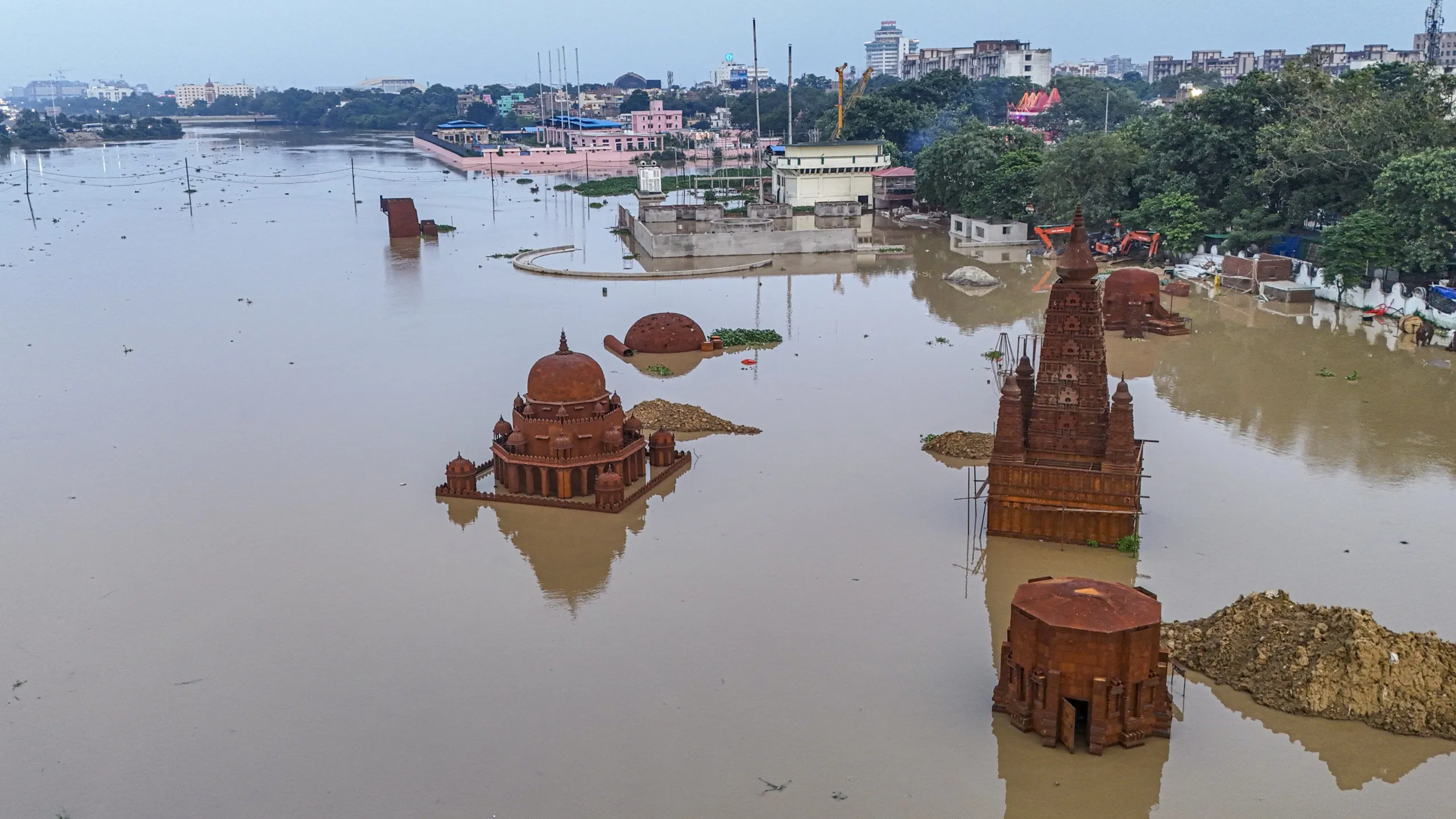 Bihar-Flood-1789116063497 (1)