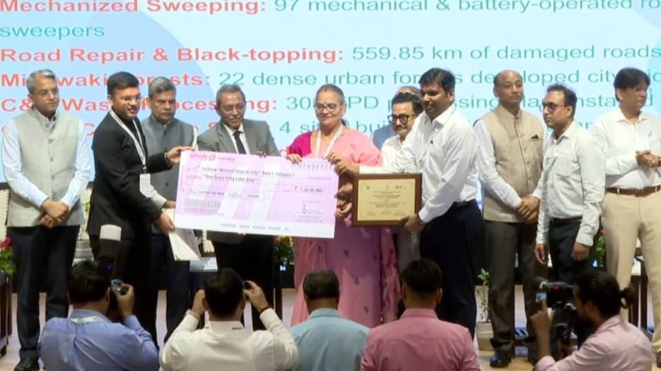 thall-ma-vaya-ganaevatata-sathhara-rakaga-ka-parasakara-lta-mahapara-sashhama-kharakaval_cdd84c62f01c4079de065544a1efa20c