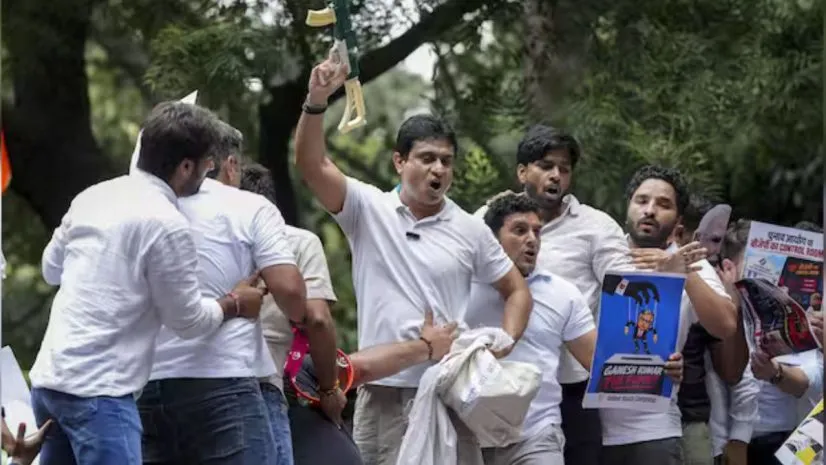Jantar-Mantar-Protest1-826×465
