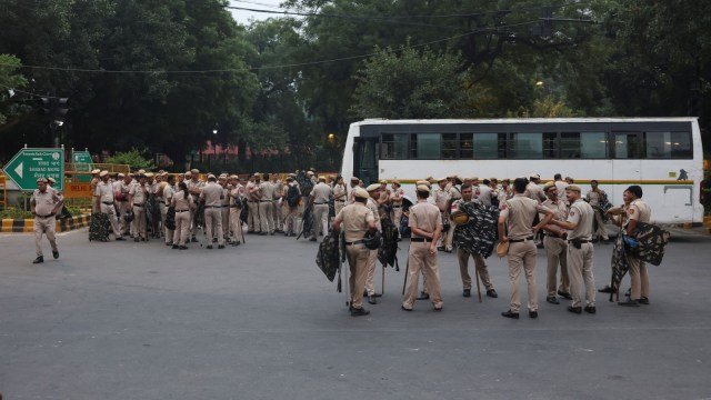 delhi-police-jantar-mantar-protest