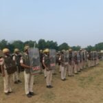 fata-09-ravaugdha-palsa-lina-ma-parashakashhanae-parapata-karata-javana-sarata-paaarao_16c8e00829f4871f6c5a1c80d8ffe938