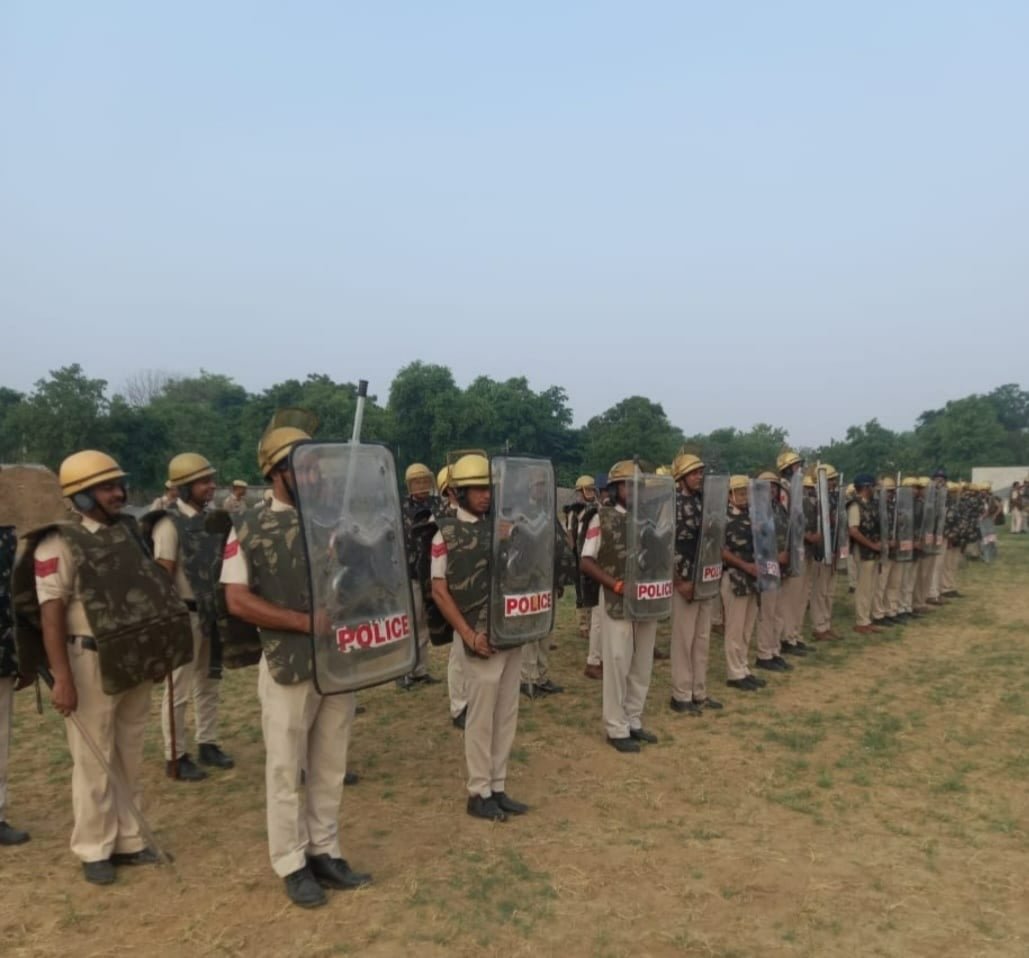 fata-09-ravaugdha-palsa-lina-ma-parashakashhanae-parapata-karata-javana-sarata-paaarao_16c8e00829f4871f6c5a1c80d8ffe938