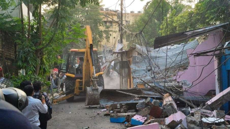 lucknow-lawyers-chambers-bulldozer-1788094255