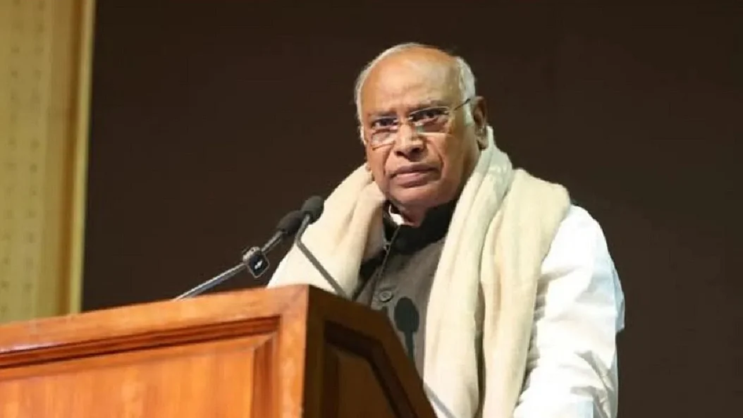 navjivanindia_2026-05-04_75kgohhs_Kharge